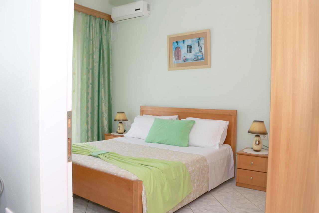 Isabela Apartments Sarandë Exterior foto